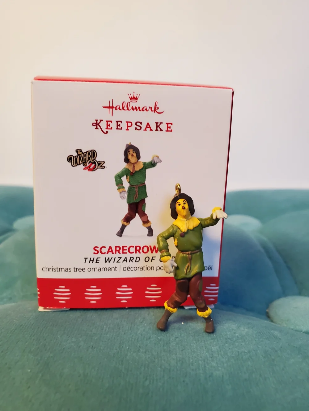 Hallmark Keepsake 2017 Wizard of Oz Scarecrow Miniature Ornament QXE3185
